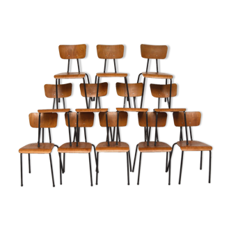 Série de 12 chaises en métal et bois