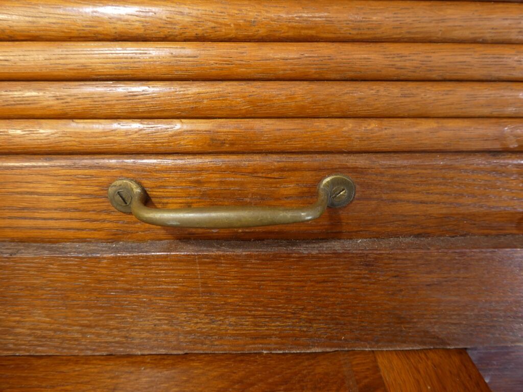 Cabinet administration curtains