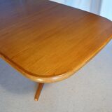 Scandinavian expandable rectangular table in teak