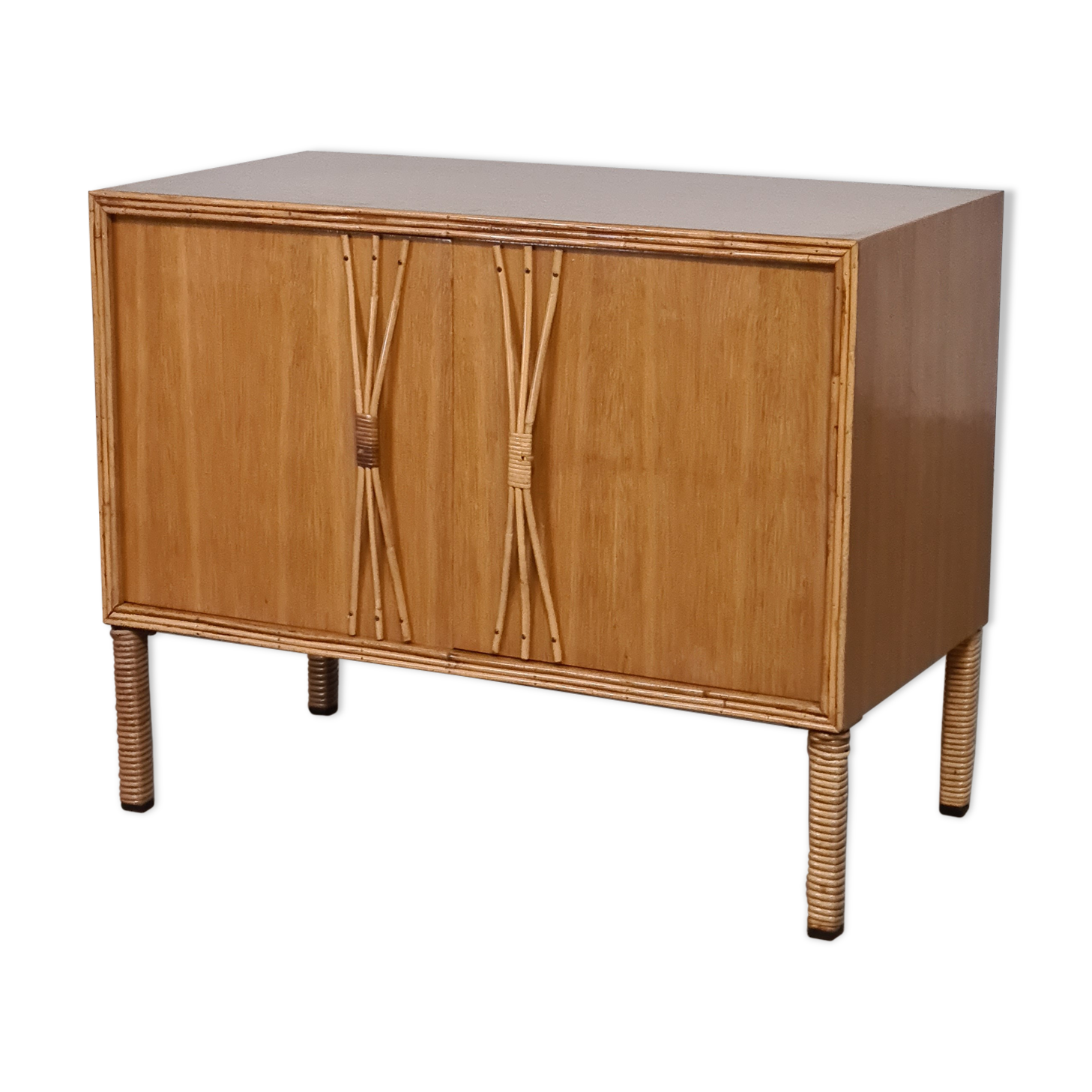 Cabinet in rattan 60s
