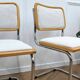 Chaise B32 en tissu rénové