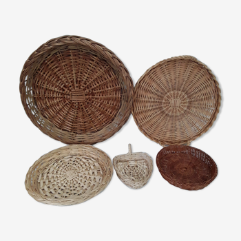 Set 5 wicker trays