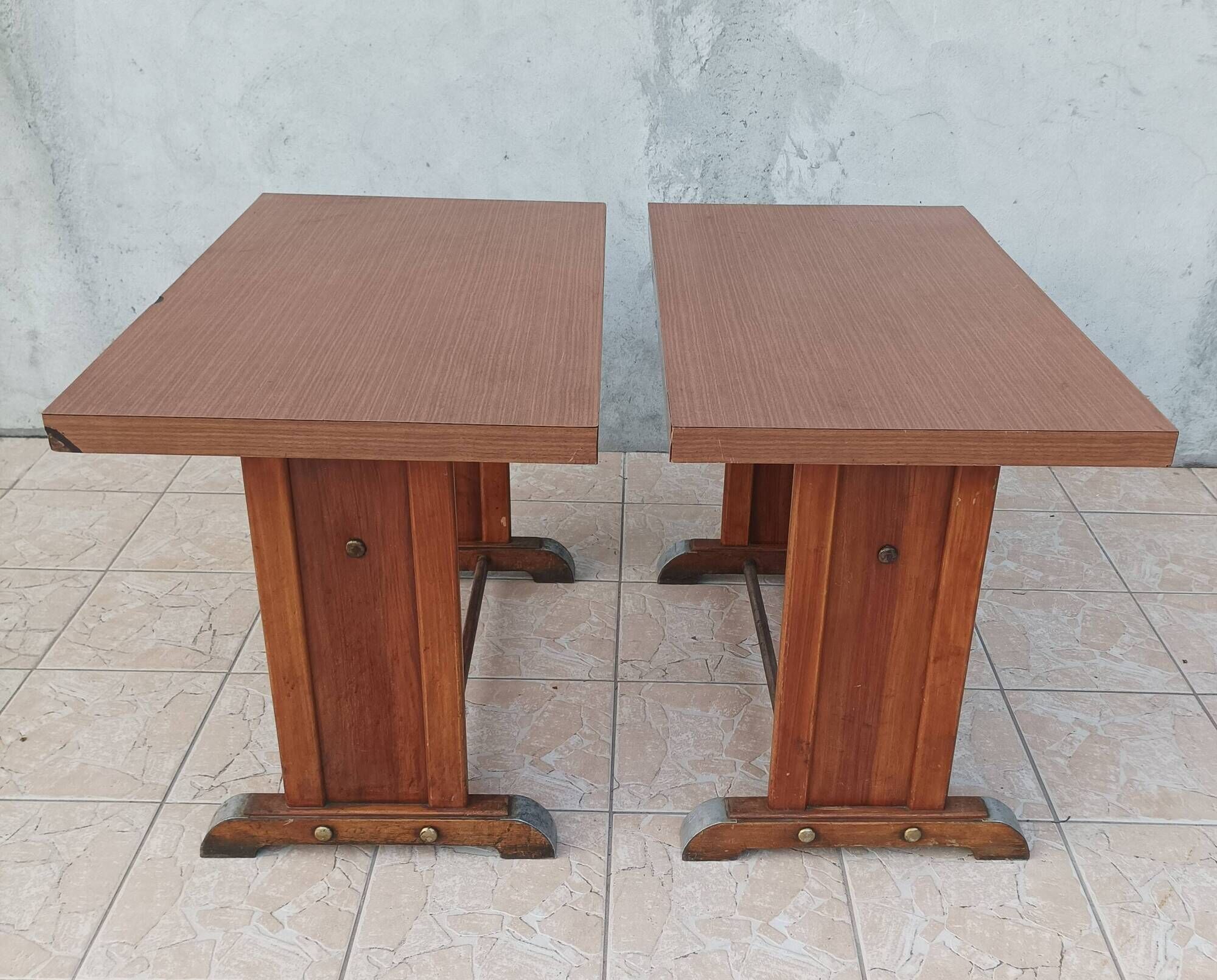 Paire de tables bistrot