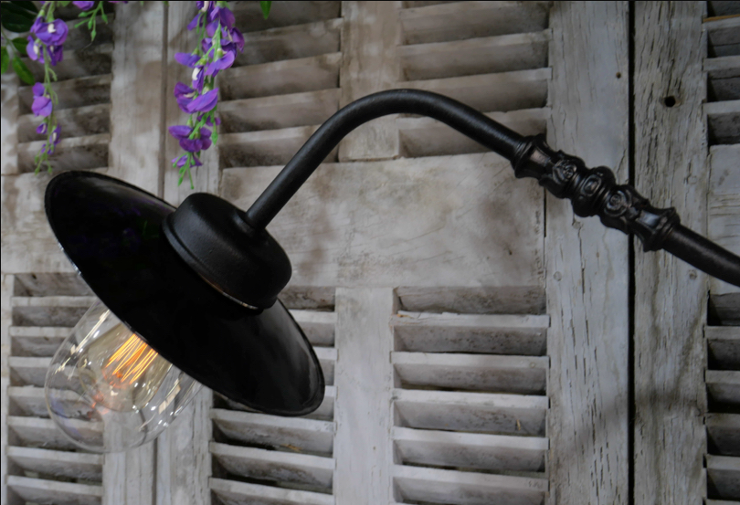 Black gooseneck courtyard wall lamp