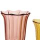 Paire de vases en verre coloré de la période Art Déco