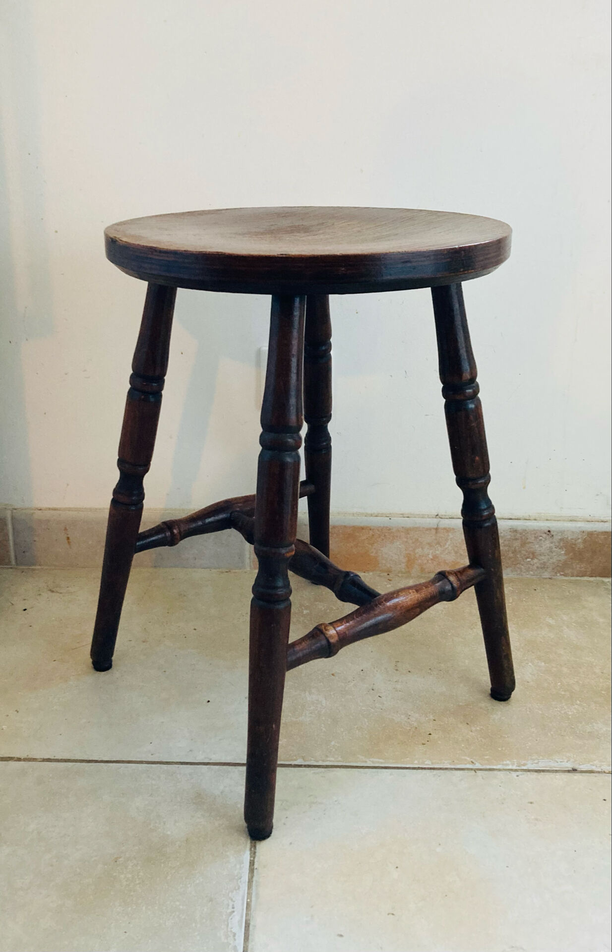 Tabouret quadripode rustique en bois des années 1970/80