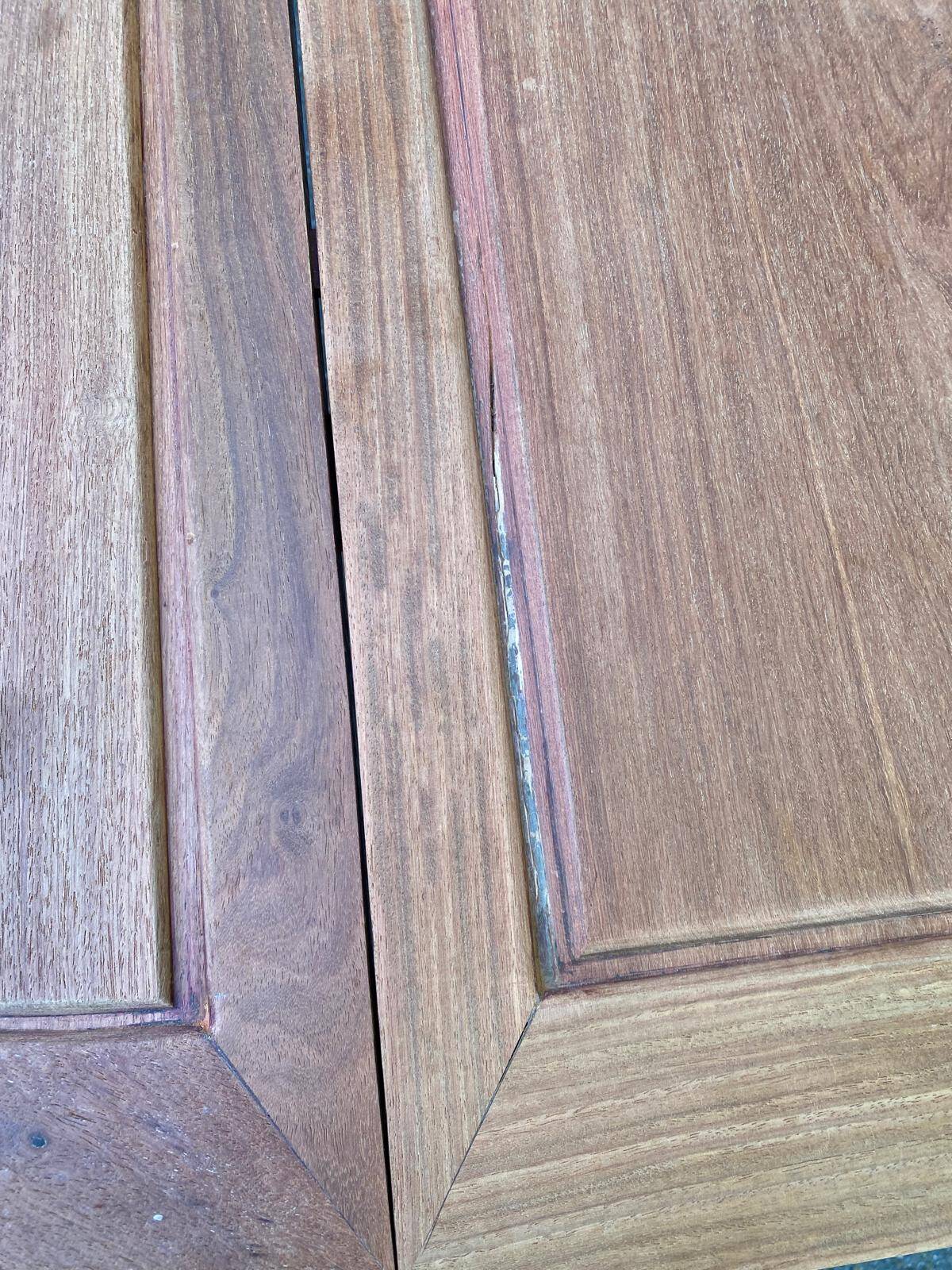 Table à manger ronde extensible décapé en bois massif brut chinois Ming 196