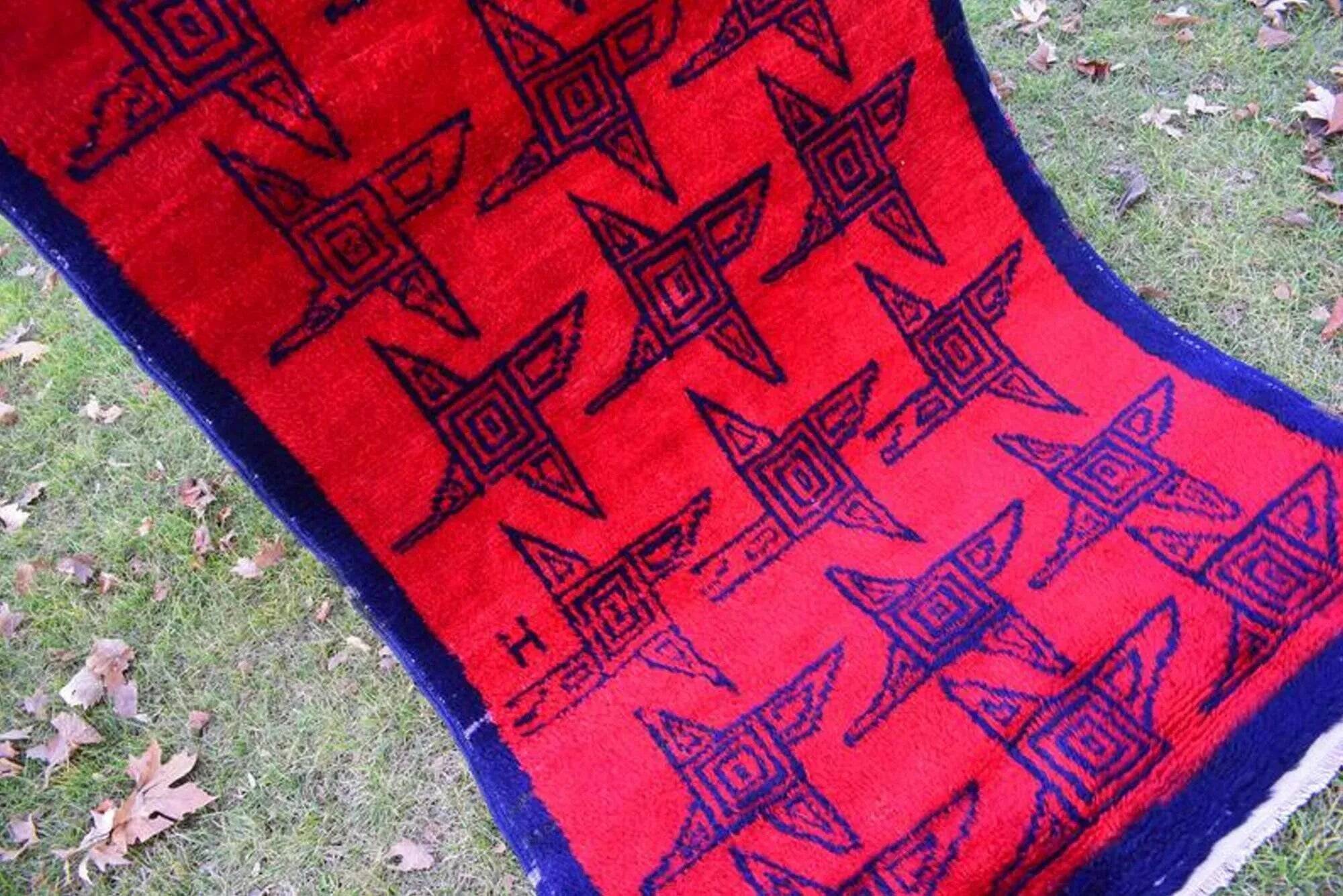 Vintage Turkish handmade rug 114x182 cm