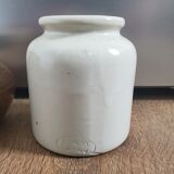 Set of 2 ceramic pots