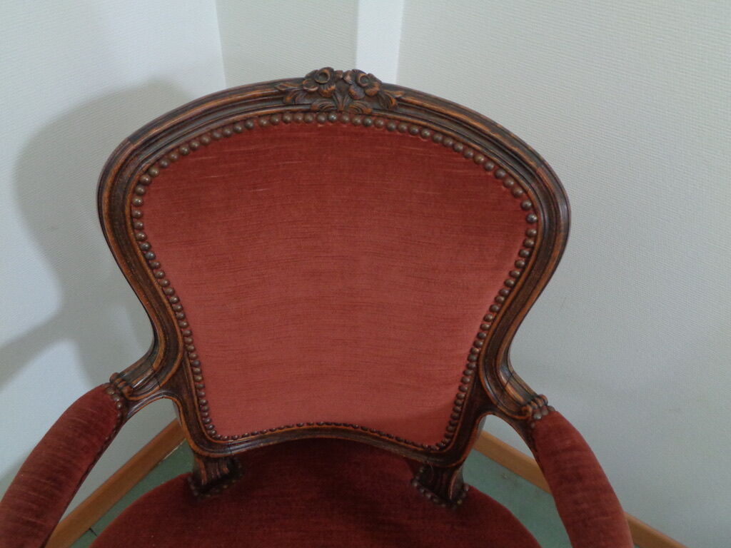 Pair of armchairs