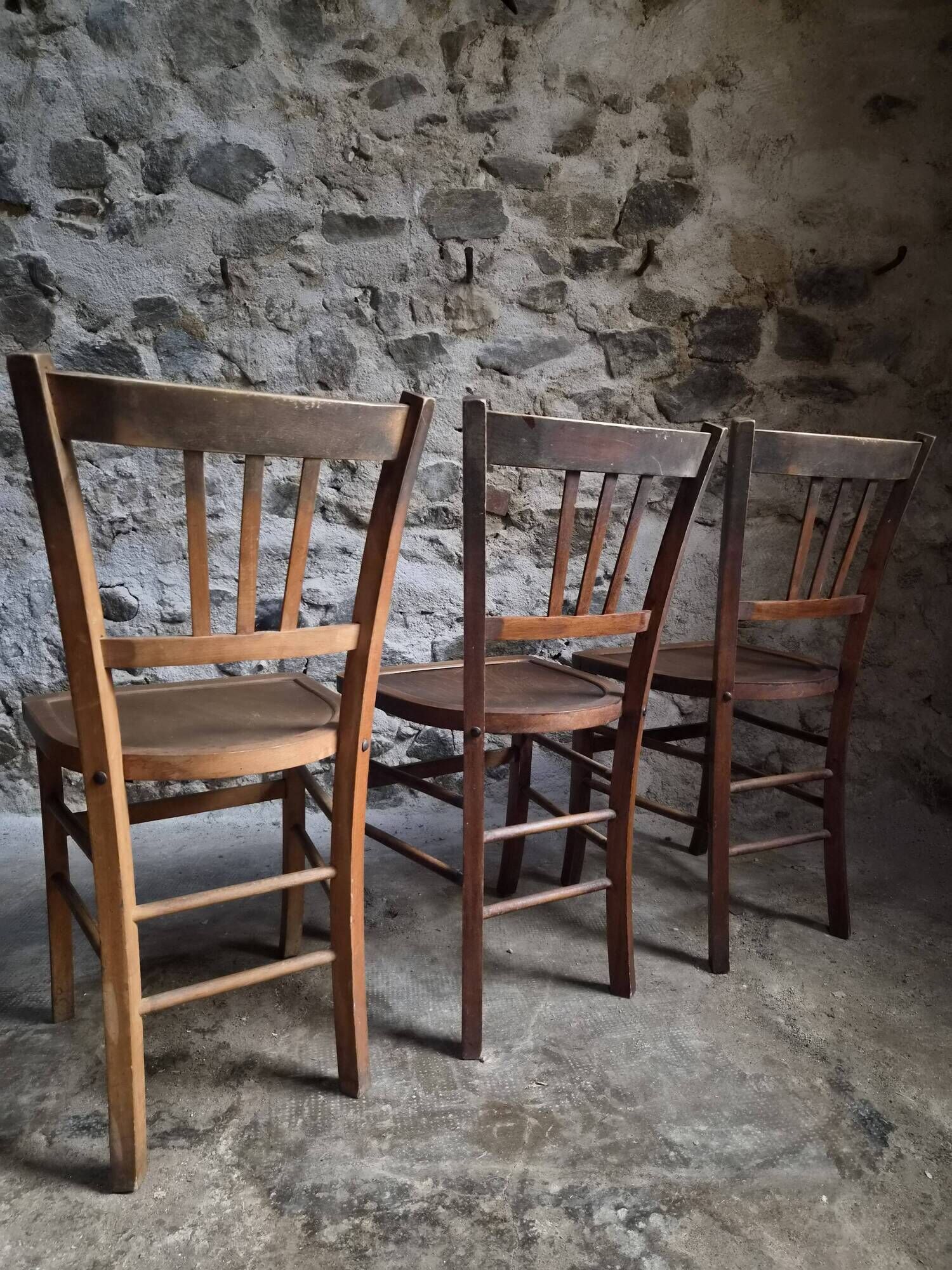 Set of 6 vintage French bistro chairs – Beech, 1950s