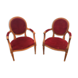 Paire de fauteuils médaillon