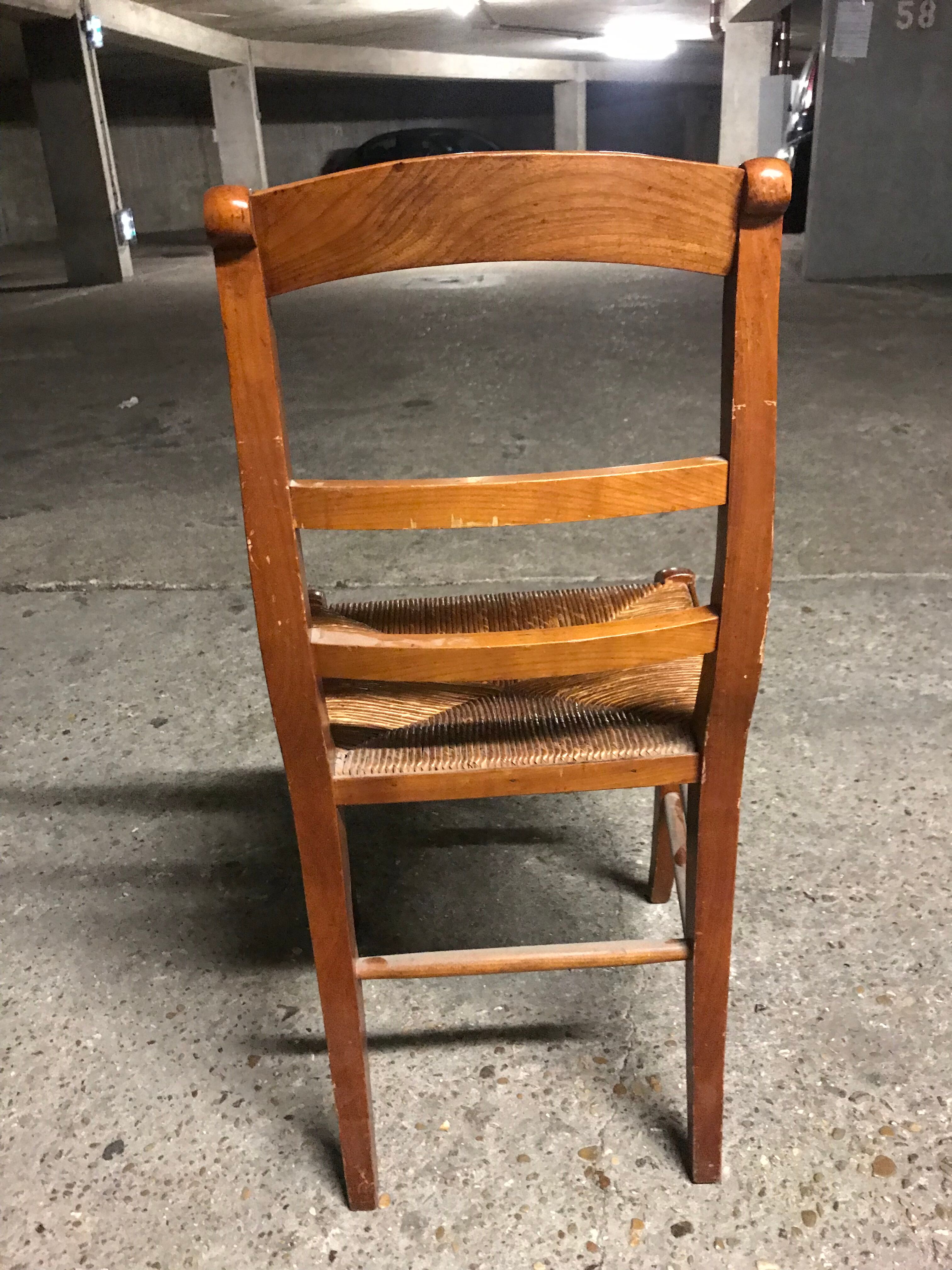 Set of 6 old straw chairs