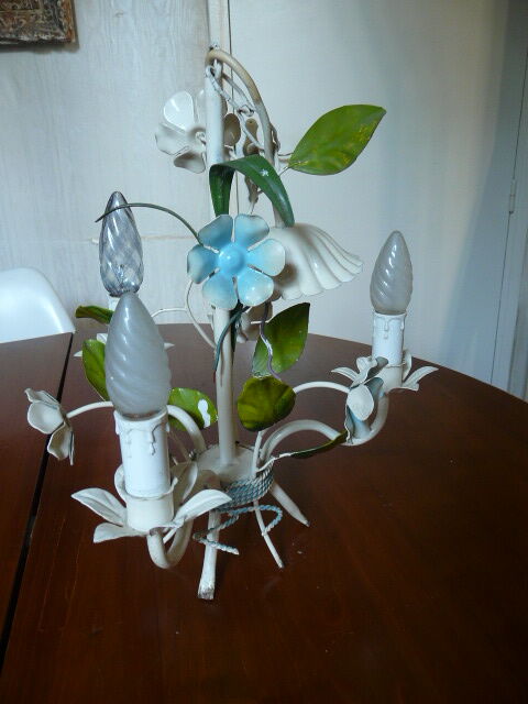 Lustre métal bouquet de fleurs bleues années 70