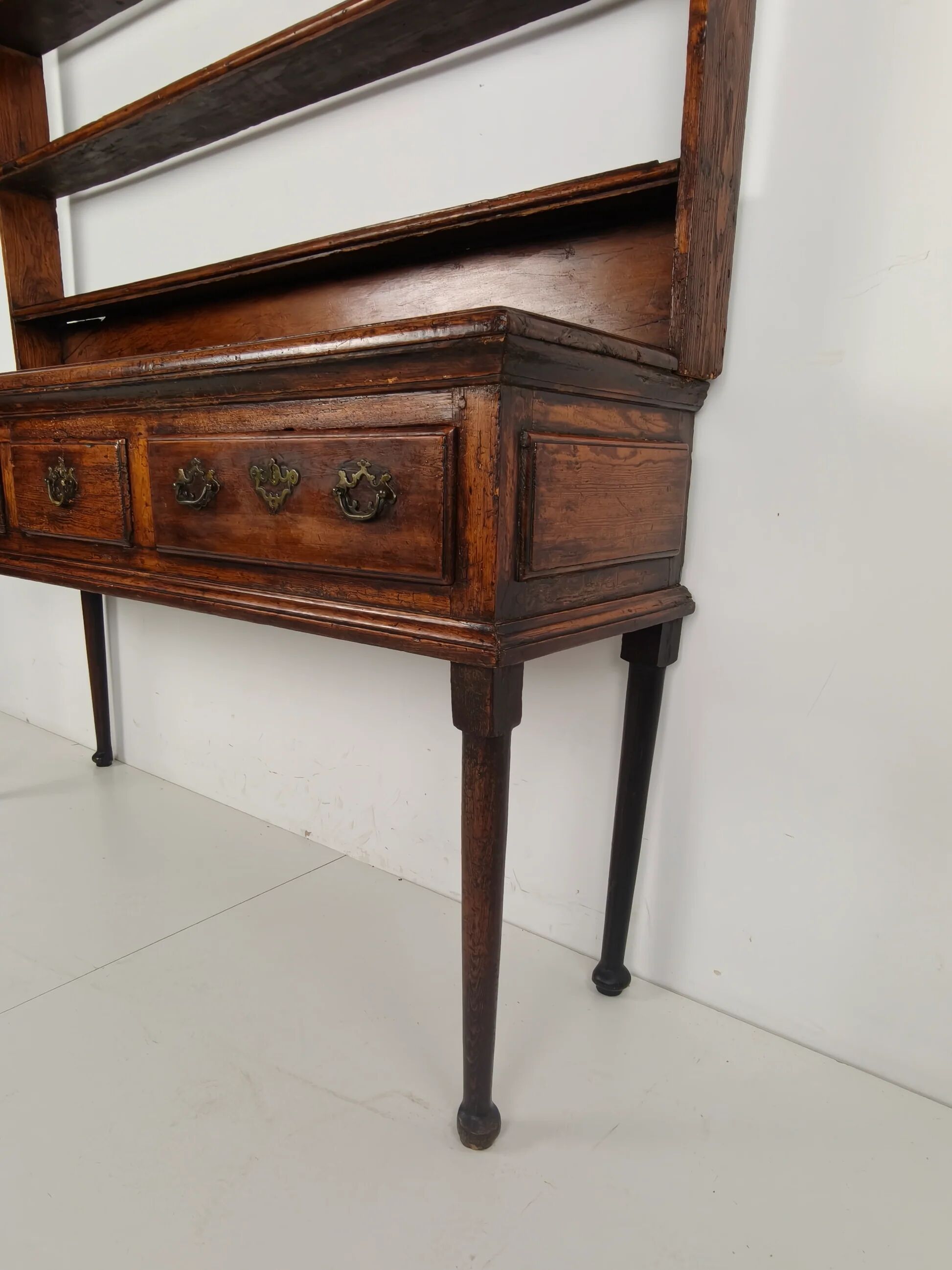 Buffet gallois de style géorgien tardif (XVIIIe siècle) – Chêne massif