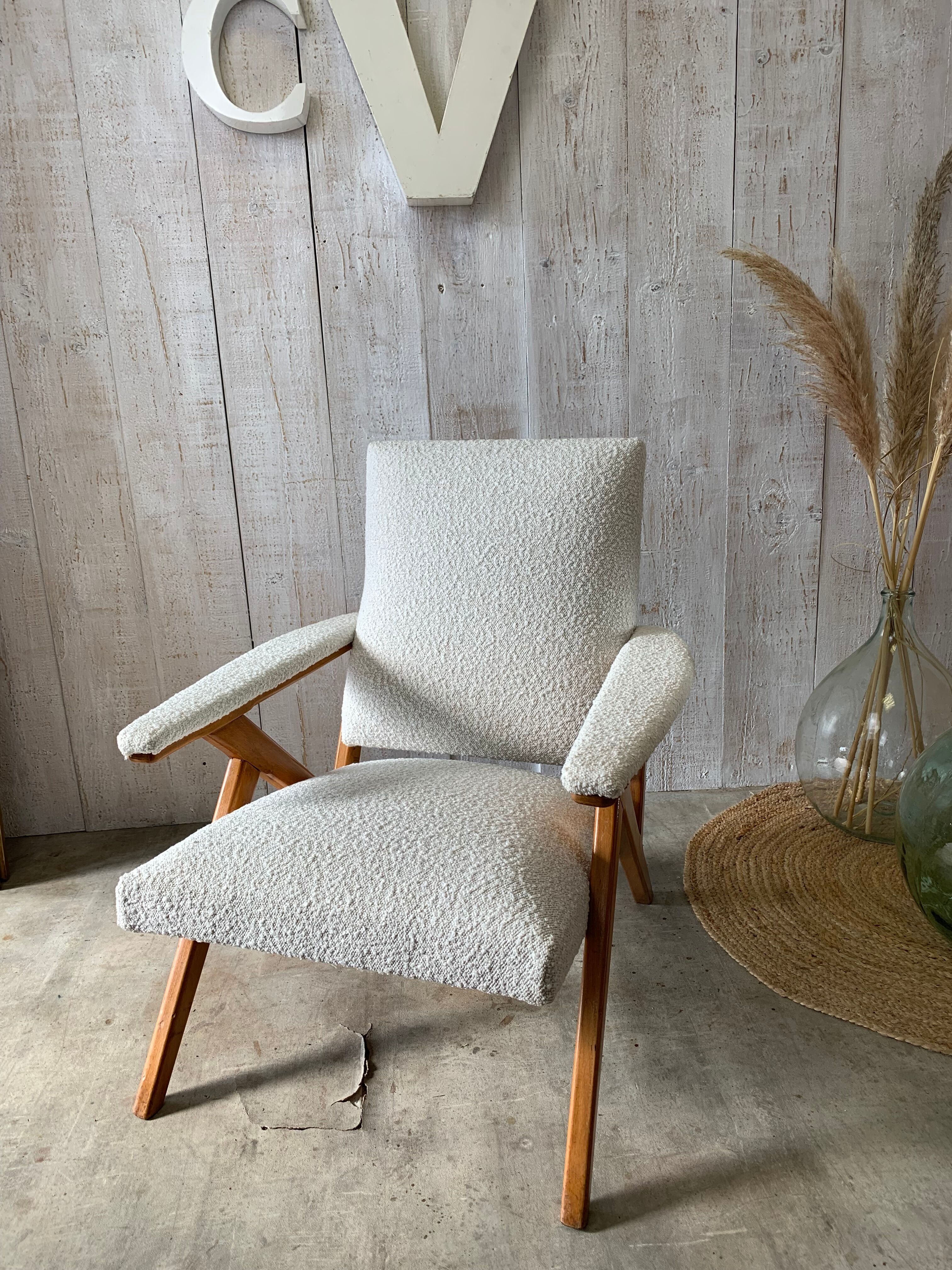 Fauteuil vintage bouclettes