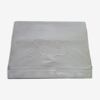 Drap ancien en coton blanc monogrammé RD  1.80 x 2.65 m