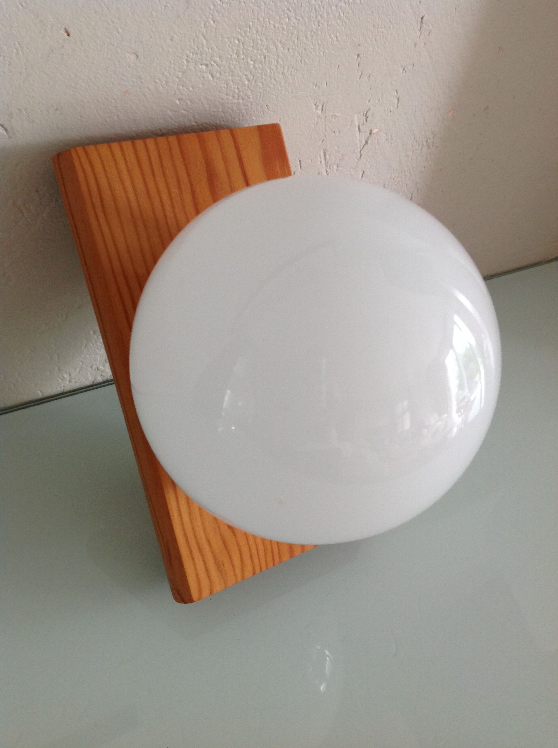 White opaline opaline wall lamp Scandinavian style / vintage 60s-70s