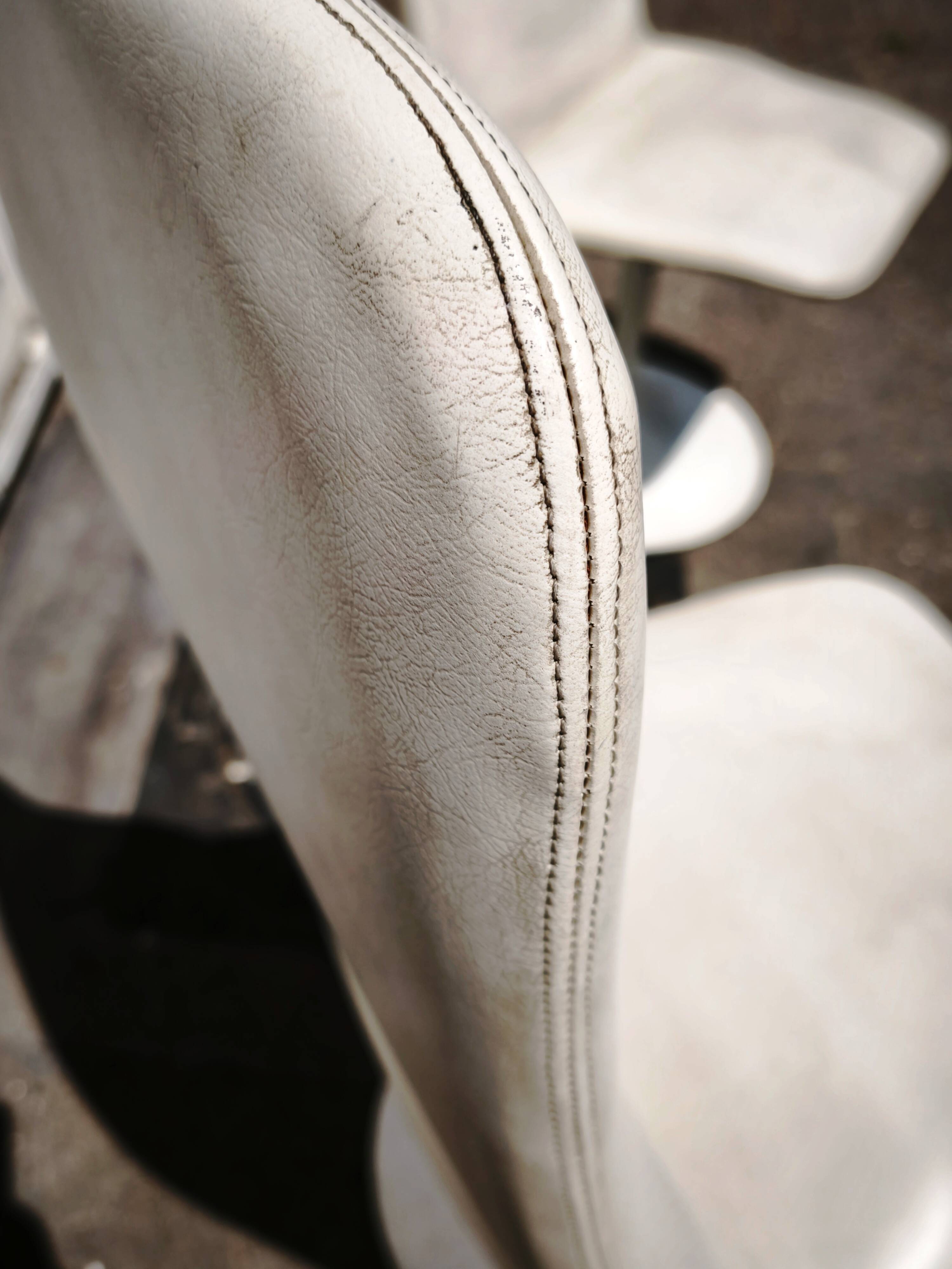 Paire de fauteuils Viggen Bjorn Johansen, années 70
