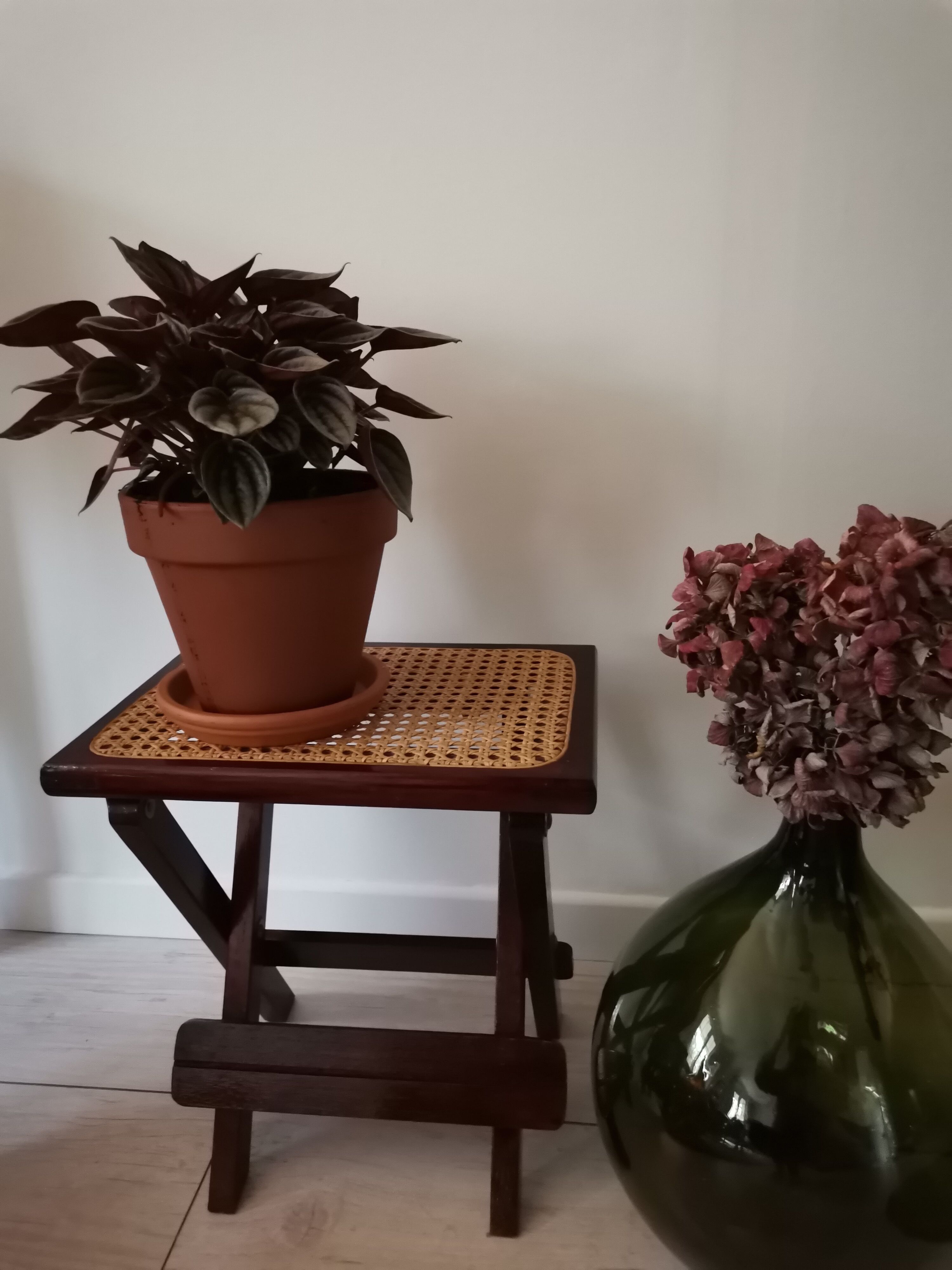 Pair of stools in caning