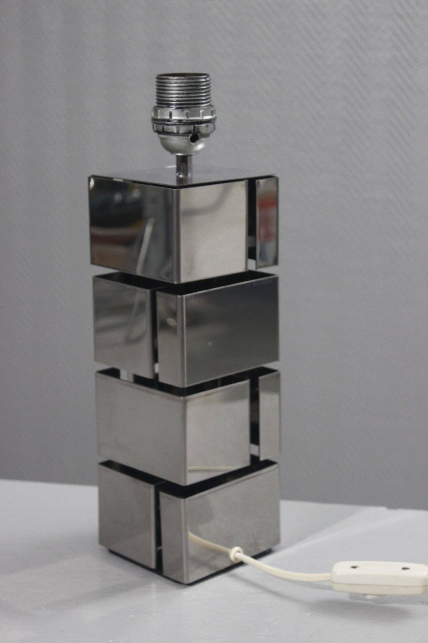 Pied de lampe vintage design "Building" acier chromé, Curtis Jere 1970s