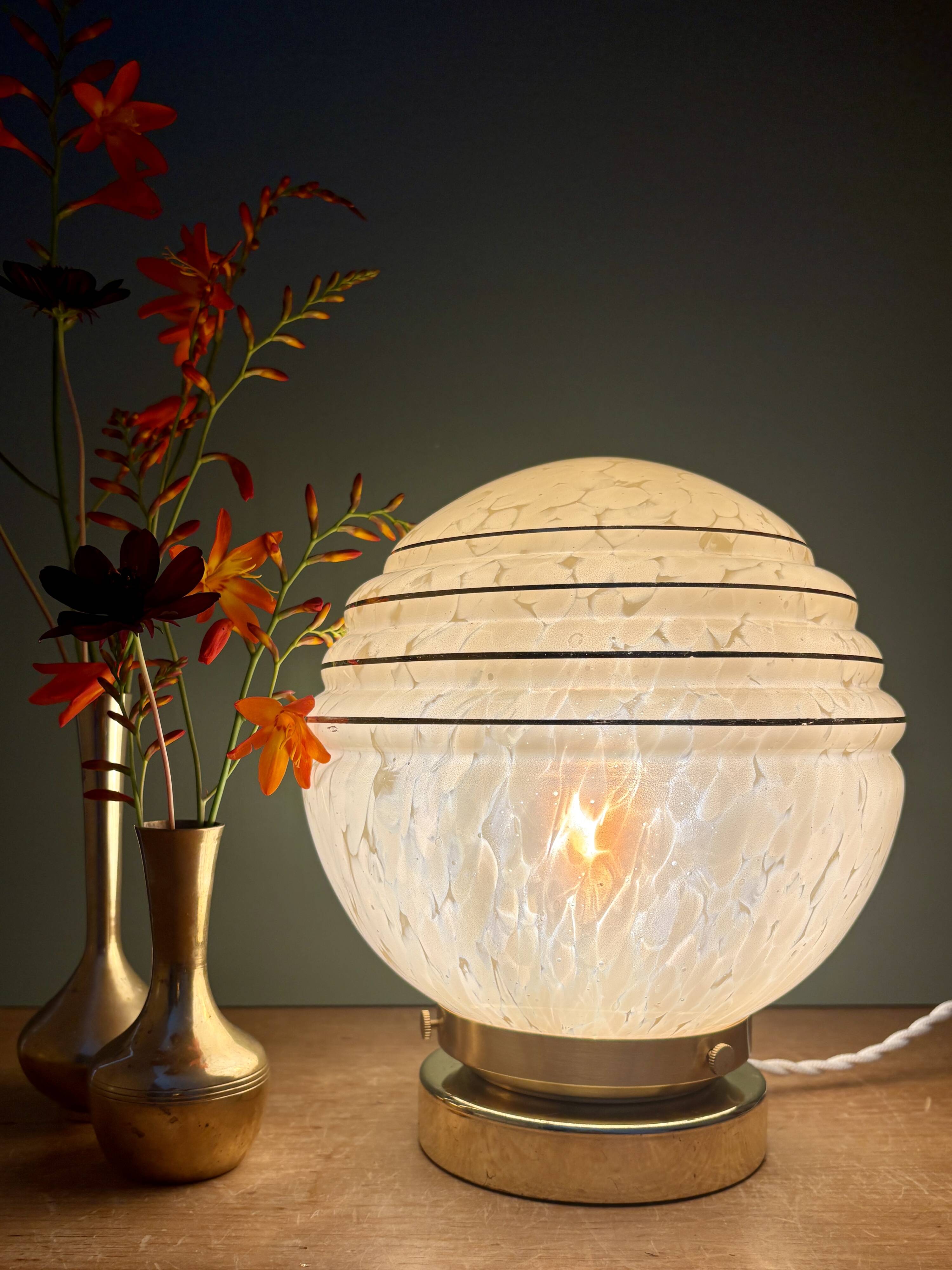 Vintage art deco globe table lamp in yellow and gold Clichy glass