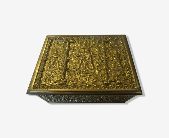 Boite à bijoux en laiton