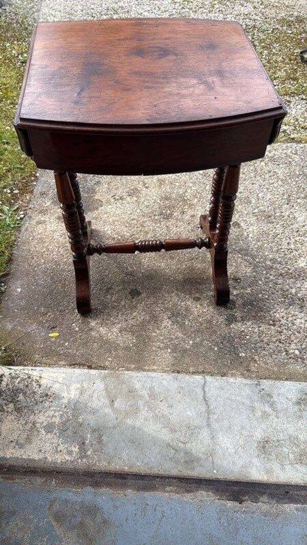 Table bouillotte ancienne plateau rabatable Louis-Philippe