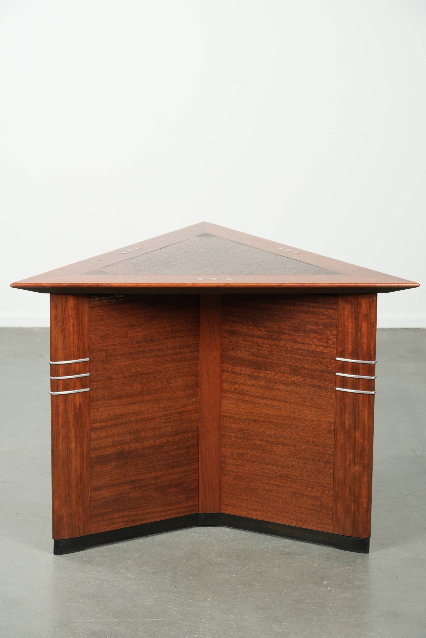 Luxury Art Deco design side/coffee table in triangular shape