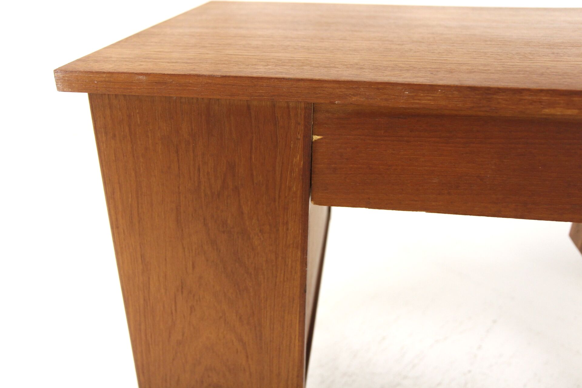 Bureau scandinave en teck, Suède, 1960