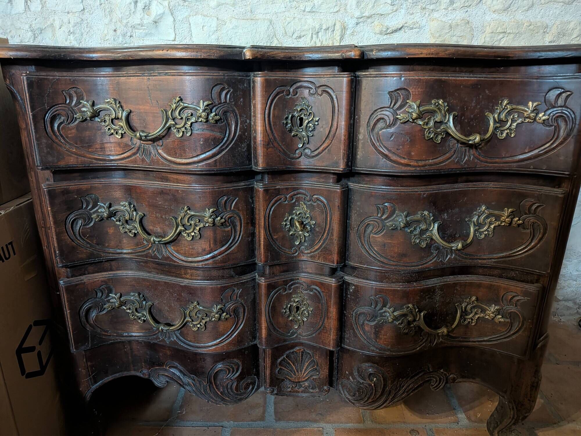 Antique louis xv style walnut chest of drawers – 3 drawers