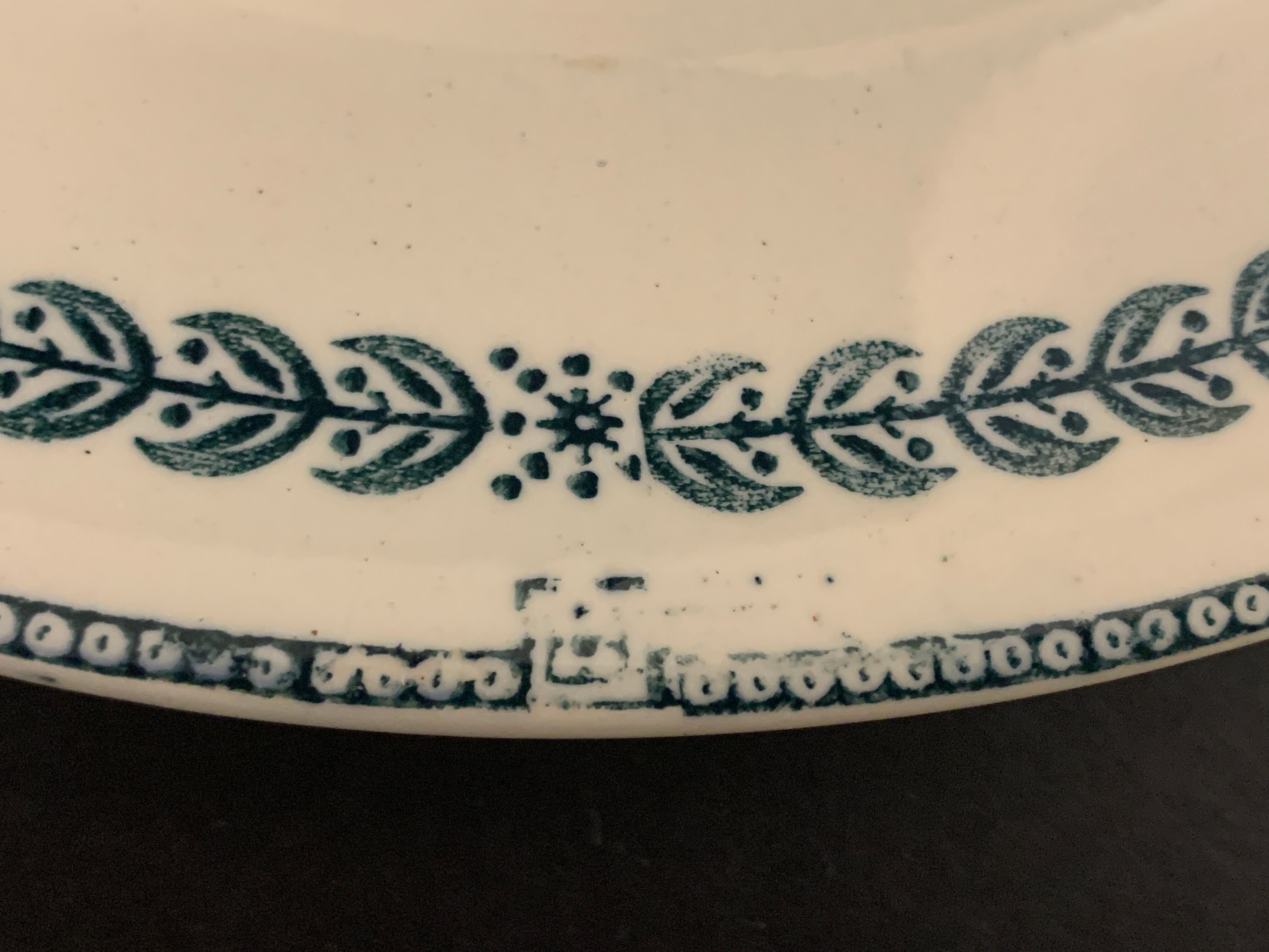 8 flat plates old Iron Earth, Salins, Condé service