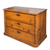 Wooden chest of drawers