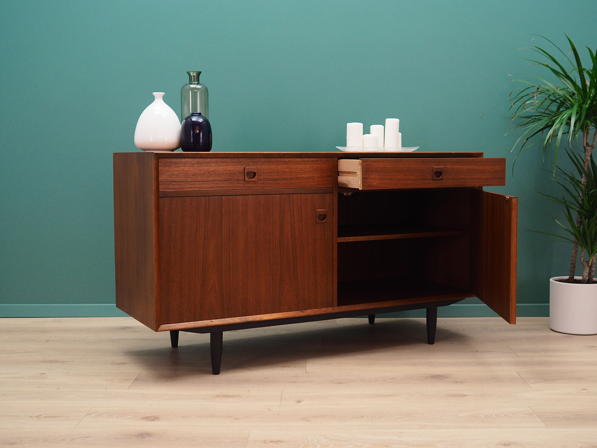 Brouer Mobelfabrik sideboard