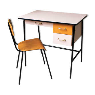 Vintage chair and desk