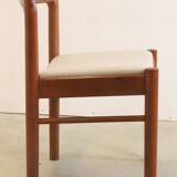 Set van 4 Bramin eetkamerstoelen 'Jersore'