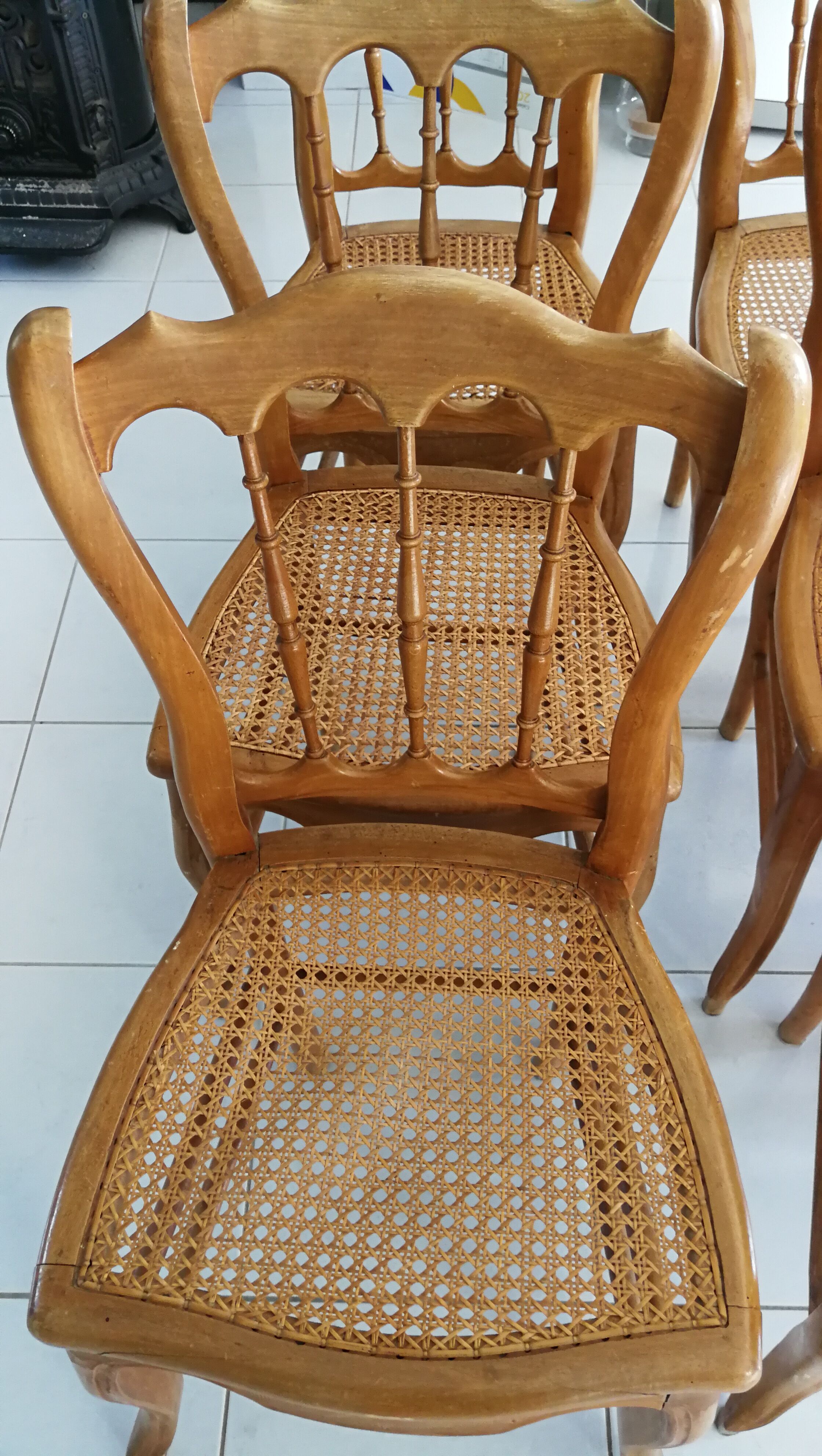 6 chairs in natural canning
