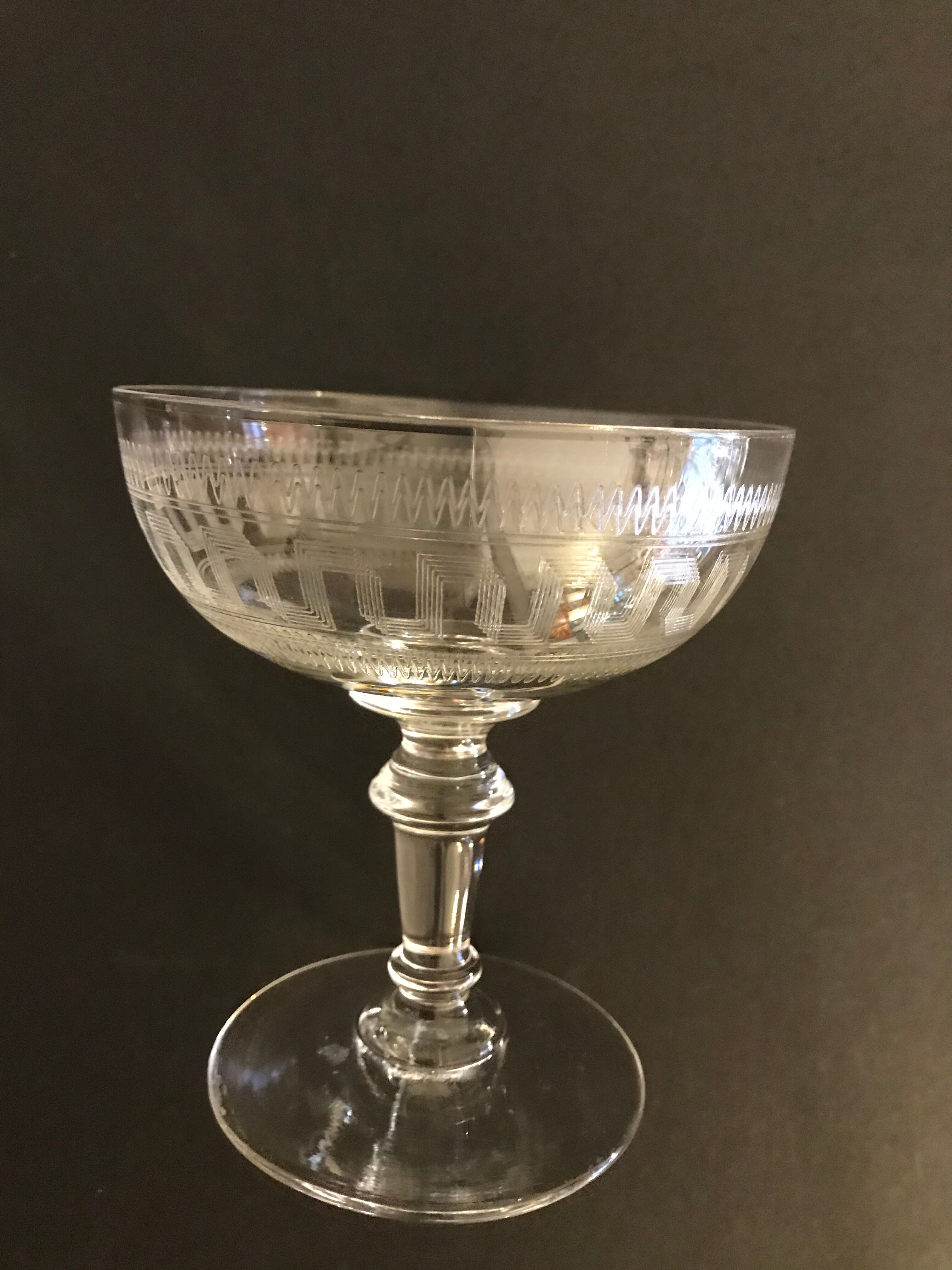 10 glass champagne glasses Greek décor