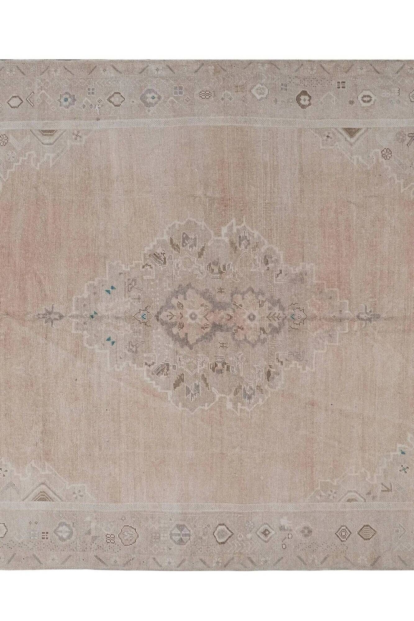 Vintage Turkish handmade rug 181x270 cm
