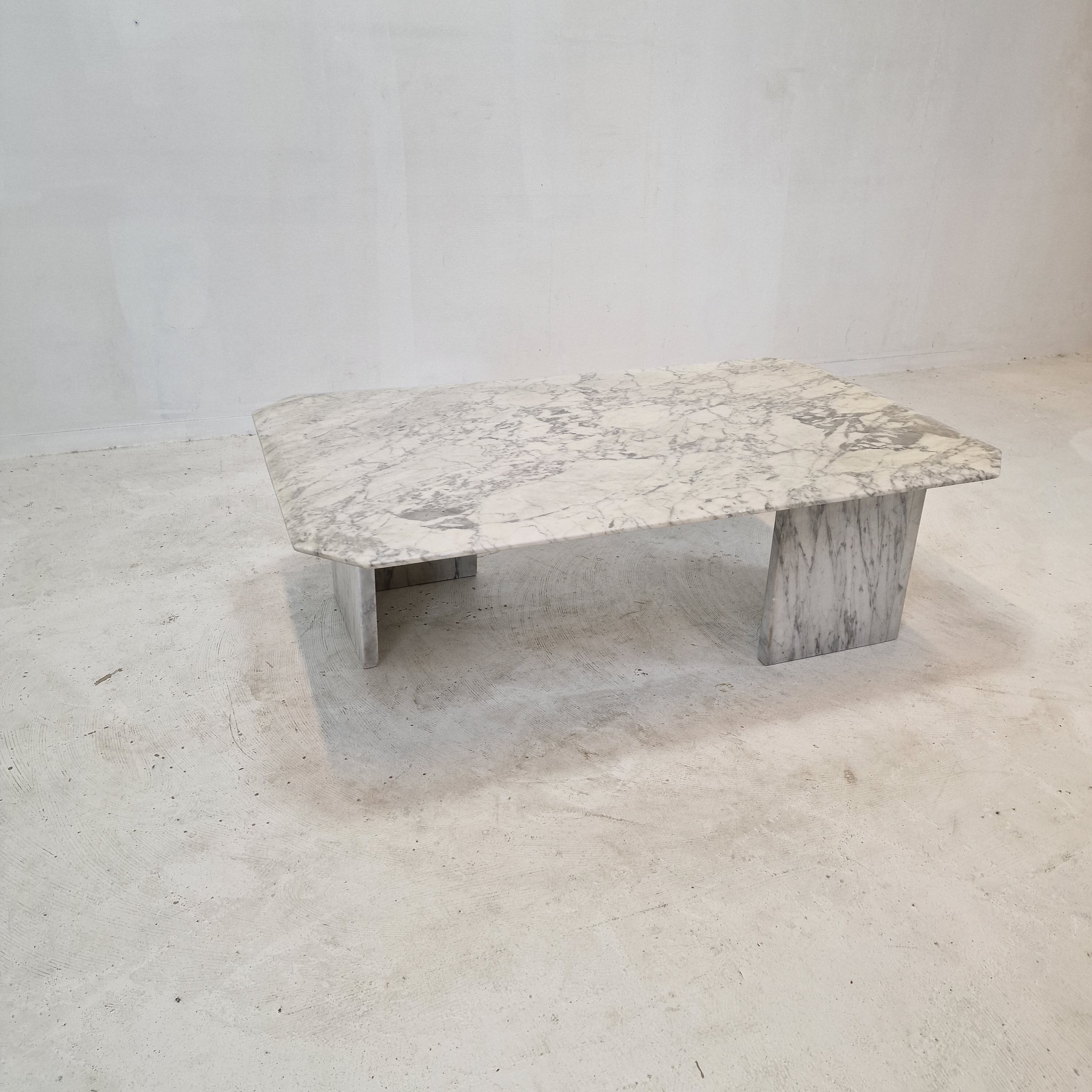 Italian marble coffee table 1970s
