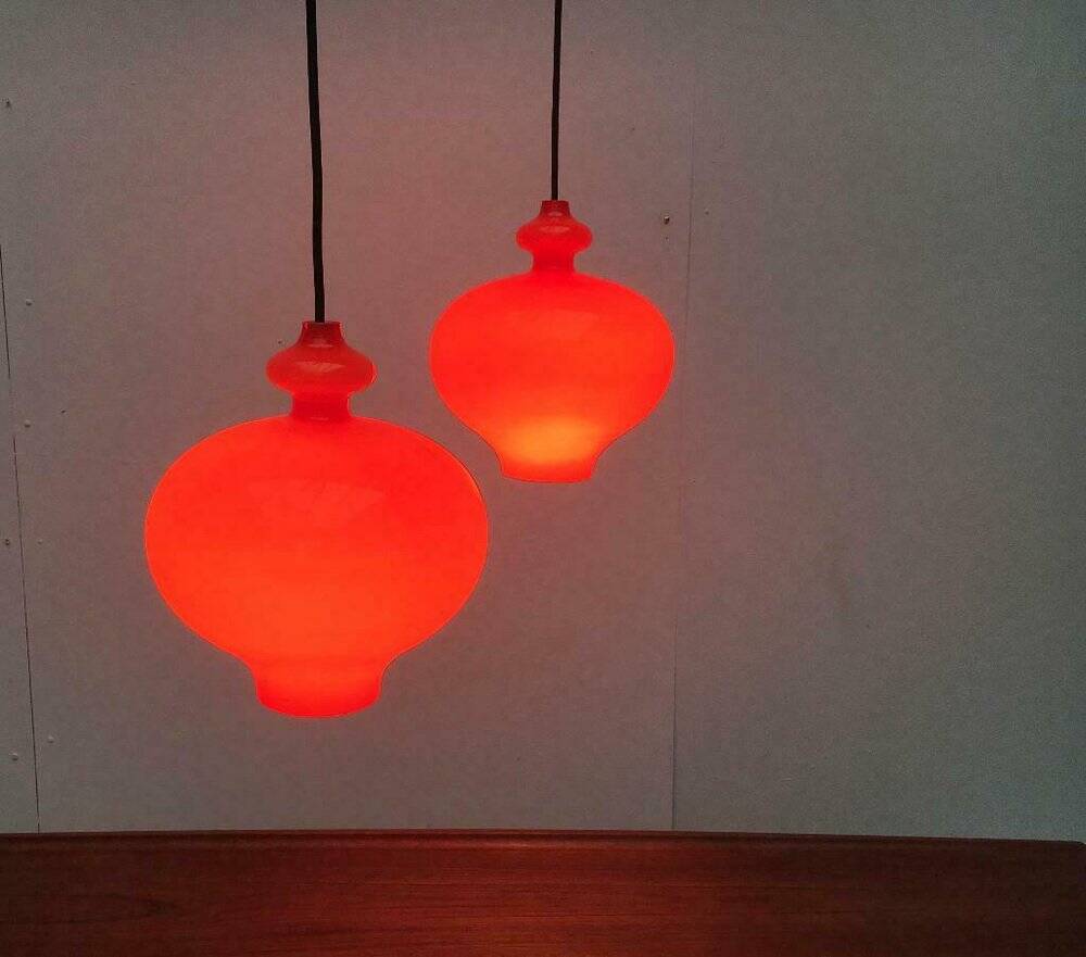 Mid-century Swedish space-age glass pendant lamp by Hans-Agne Jakobsson for Staff and Holmegaard, 1960s.