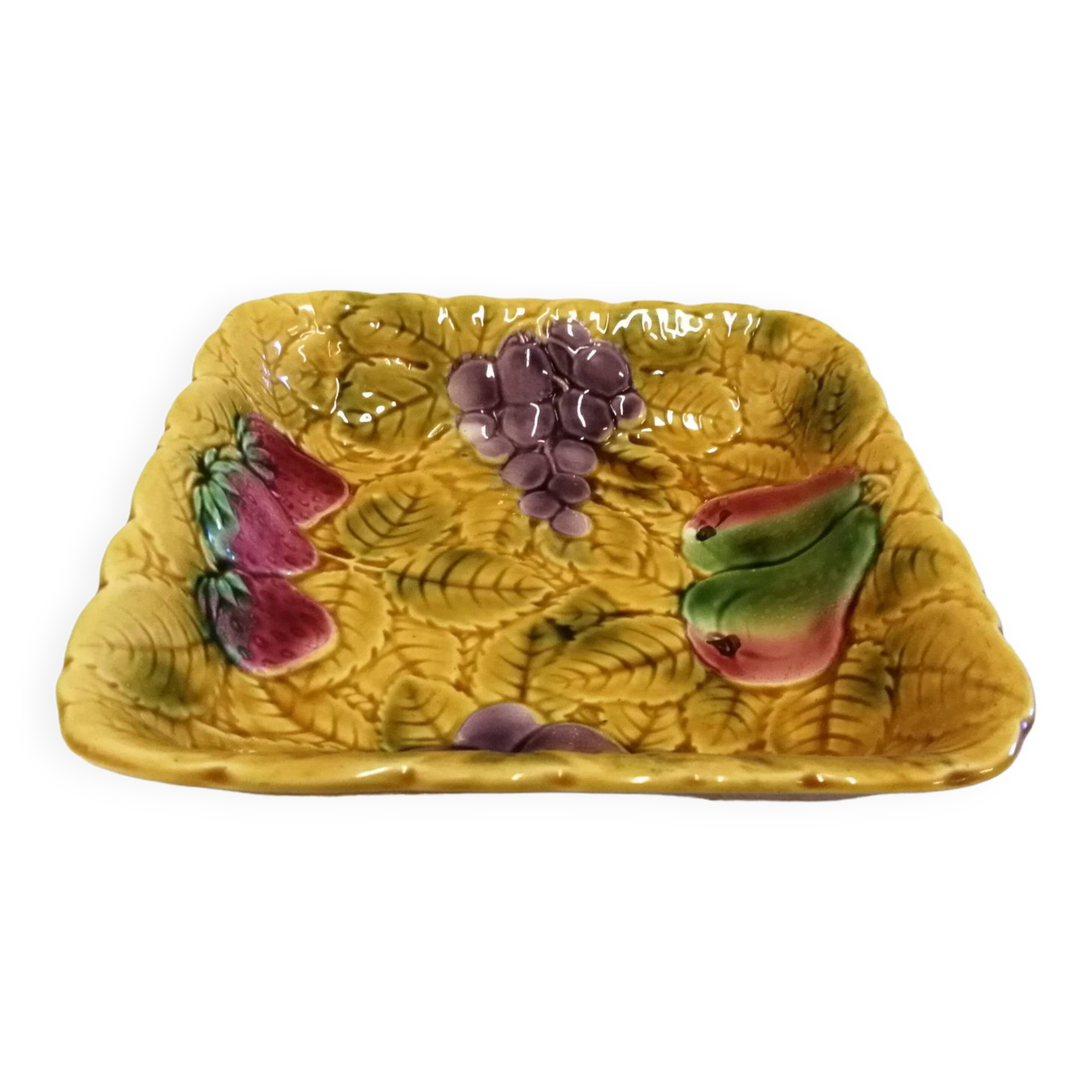 Old Dish, Barbotine fruit bowl