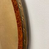 Oval frame imitation magnifying glass