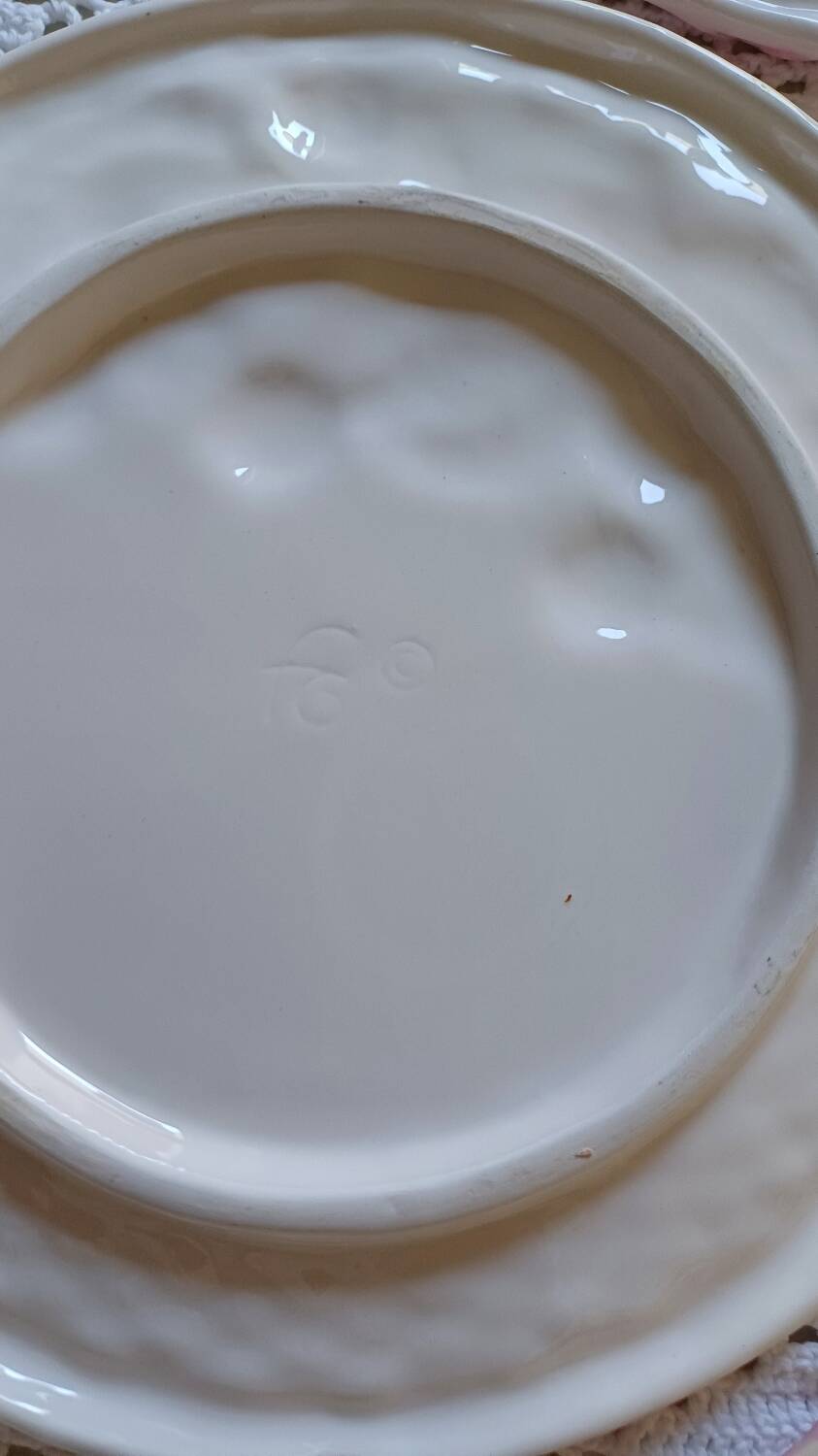 Set of 8 Francesco Guarino slip plates