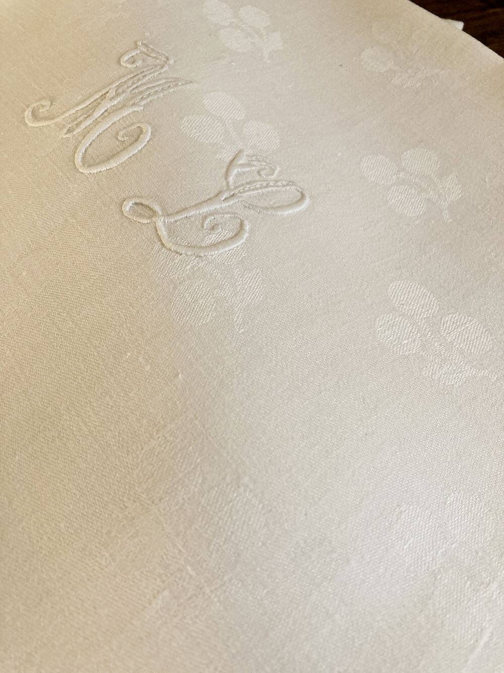 8 antique damask and monogrammed cotton/linen blend table napkins