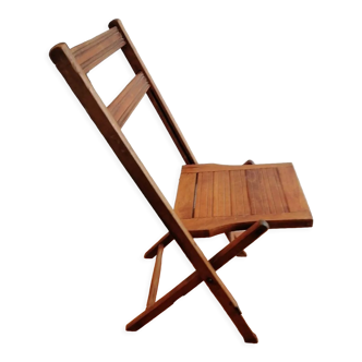 Folding wooden chair