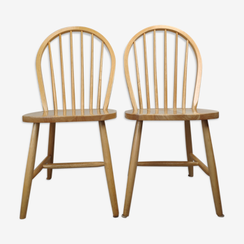 Pair of pine chairs