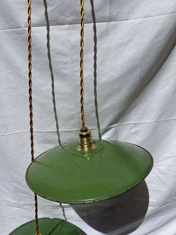 Paire de suspension vintage en tôle émaillée style usine rétro