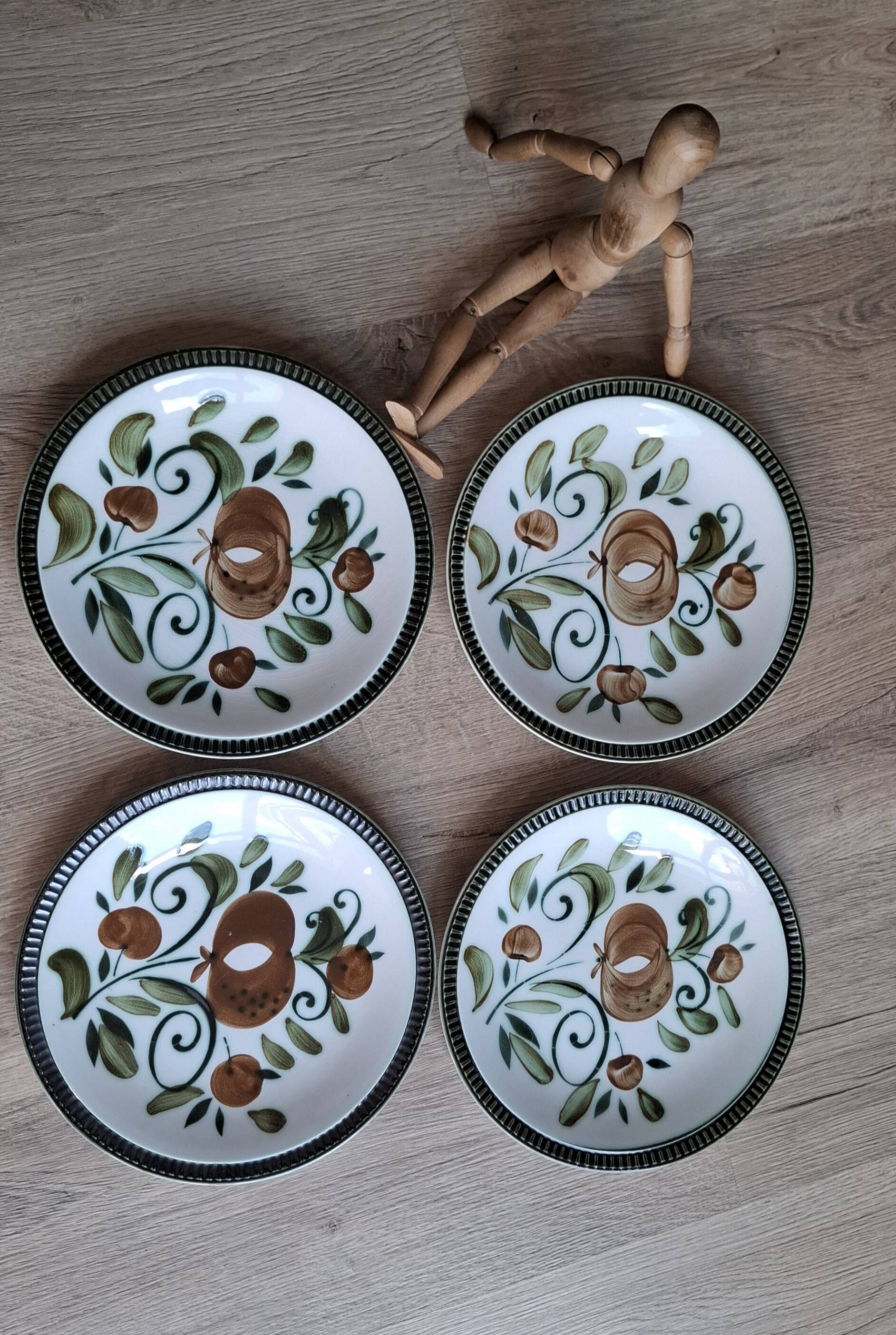 Set of 4 Argenteuil Boch plates 1966