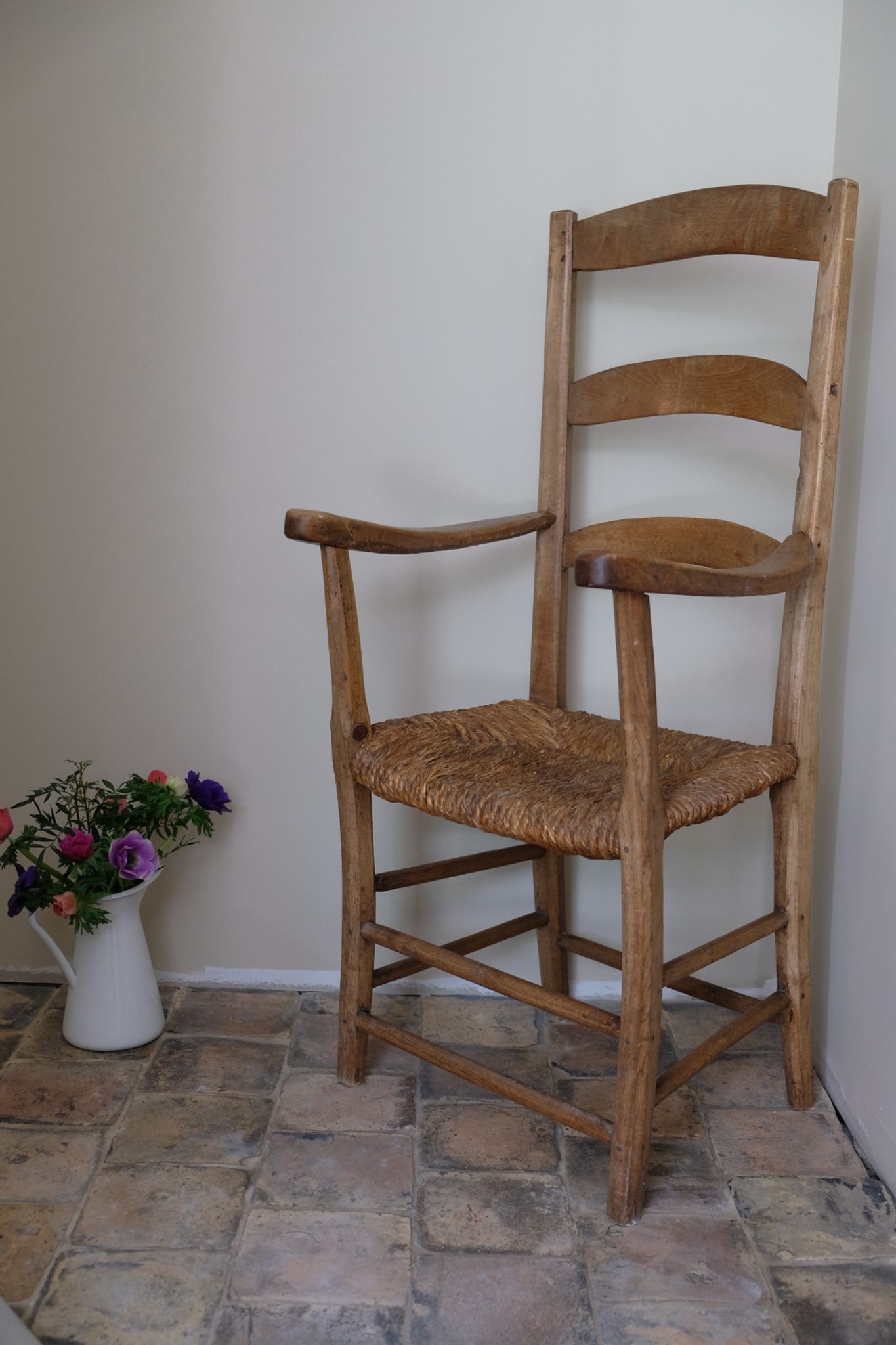 Straw armchair